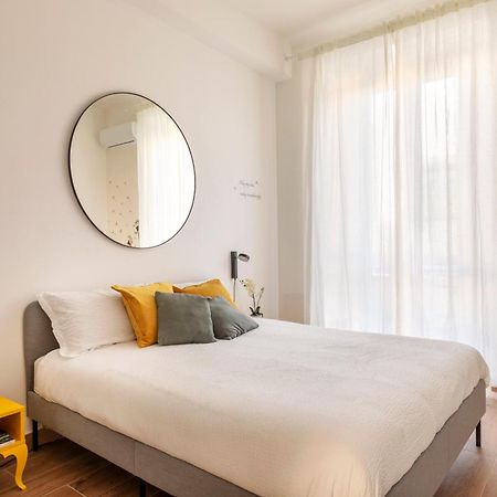 The House Of Dandelions - Duomo In 15Min By Metro M3 Apartment มิลาน ภายนอก รูปภาพ