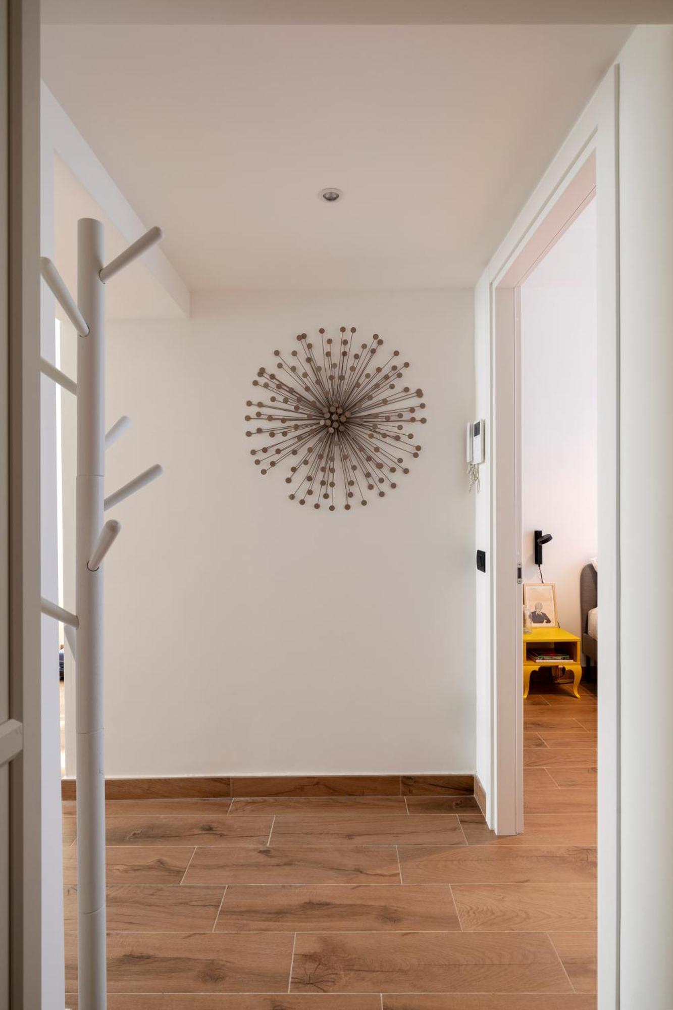 The House Of Dandelions - Duomo In 15Min By Metro M3 Apartment มิลาน ภายนอก รูปภาพ
