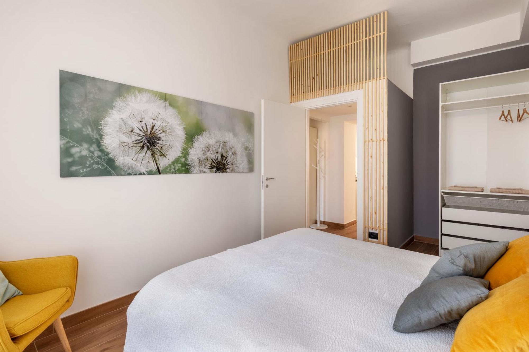 The House Of Dandelions - Duomo In 15Min By Metro M3 Apartment มิลาน ภายนอก รูปภาพ